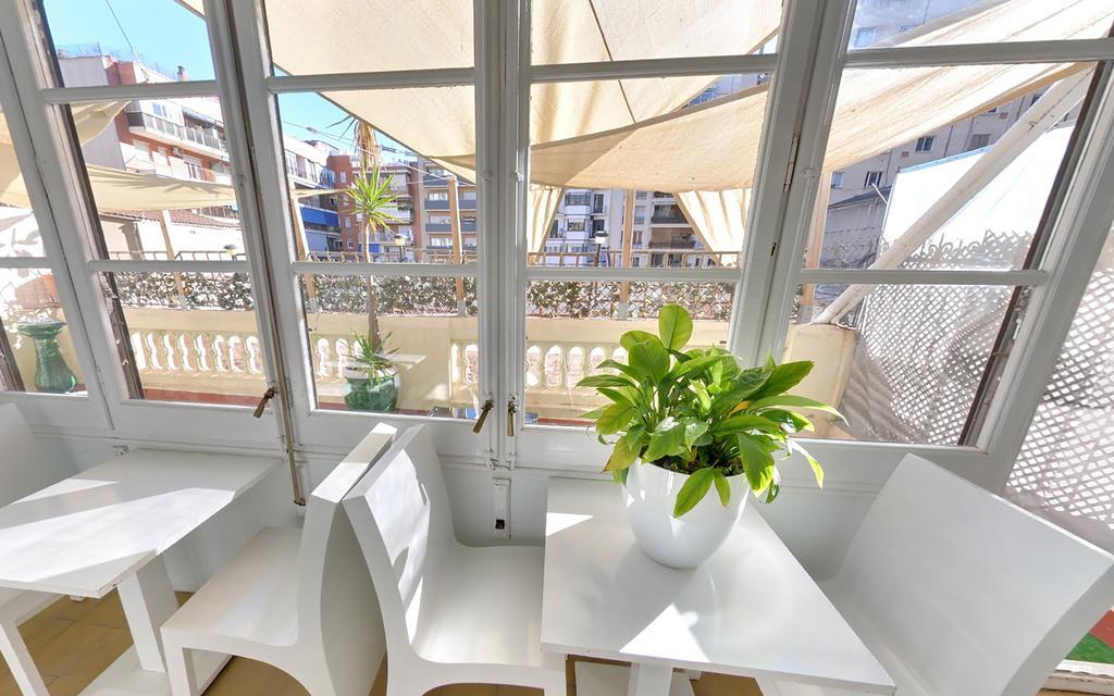 Auberge de jeunesse Des Artistes à Barcelone Extérieur photo
