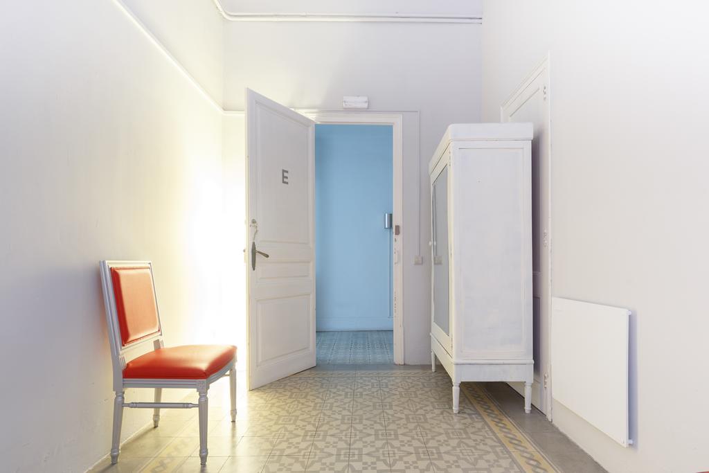 Auberge de jeunesse Des Artistes à Barcelone Extérieur photo